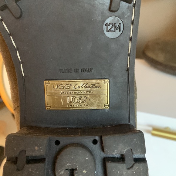 Ugg Collection Suede Boots - Picture 5 of 5